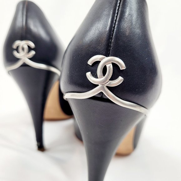 Chanel Black Leather Interlocking CC Peep Toe Pump - Picture 5 of 7